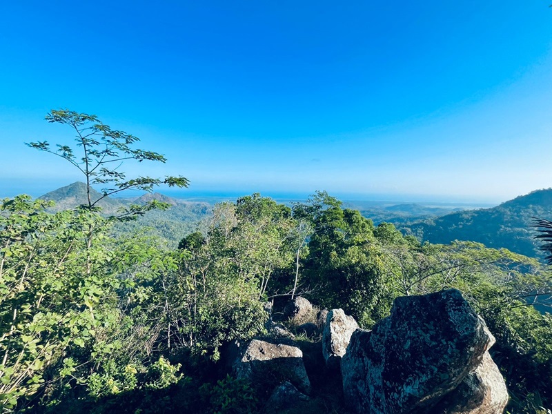 Keindahan Wisata Gunung Mbolong yang Mempesona